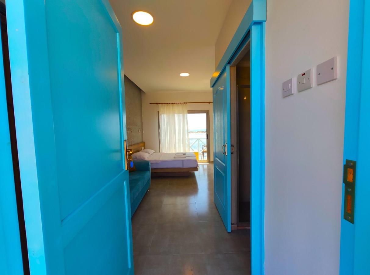 Oasis At Ayfilon Hotel Rizokarpaso Екстериор снимка