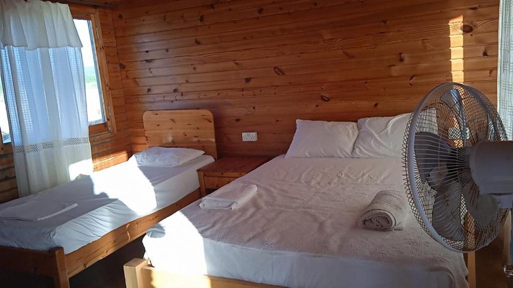 Oasis At Ayfilon Hotel Rizokarpaso Екстериор снимка